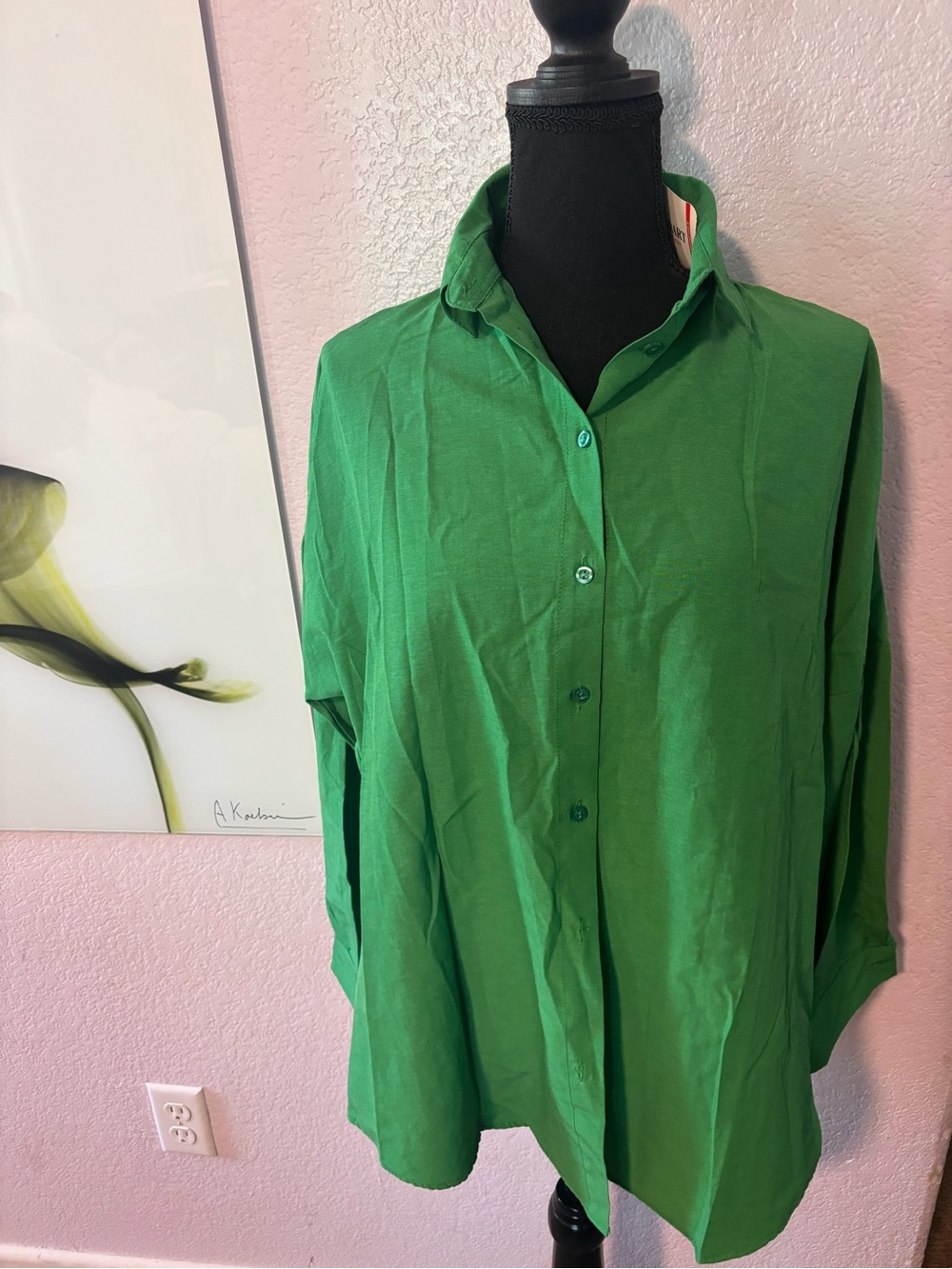 New green button down shirt size small